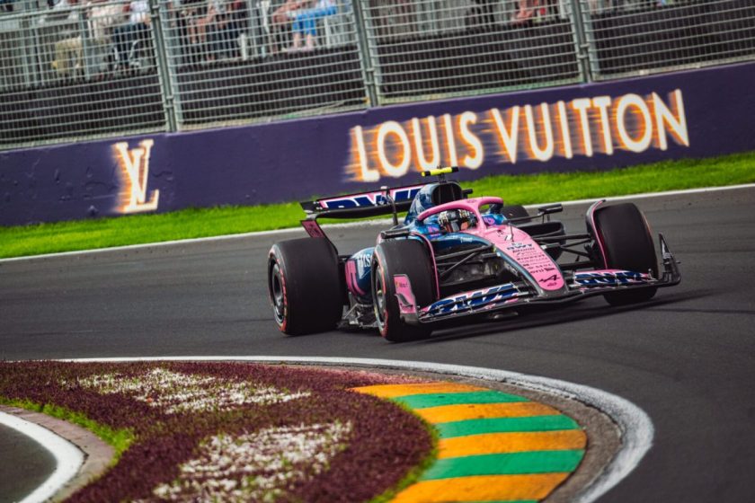 A versenyző apja vádoltan csapata szerződésszegésével az F1-ben