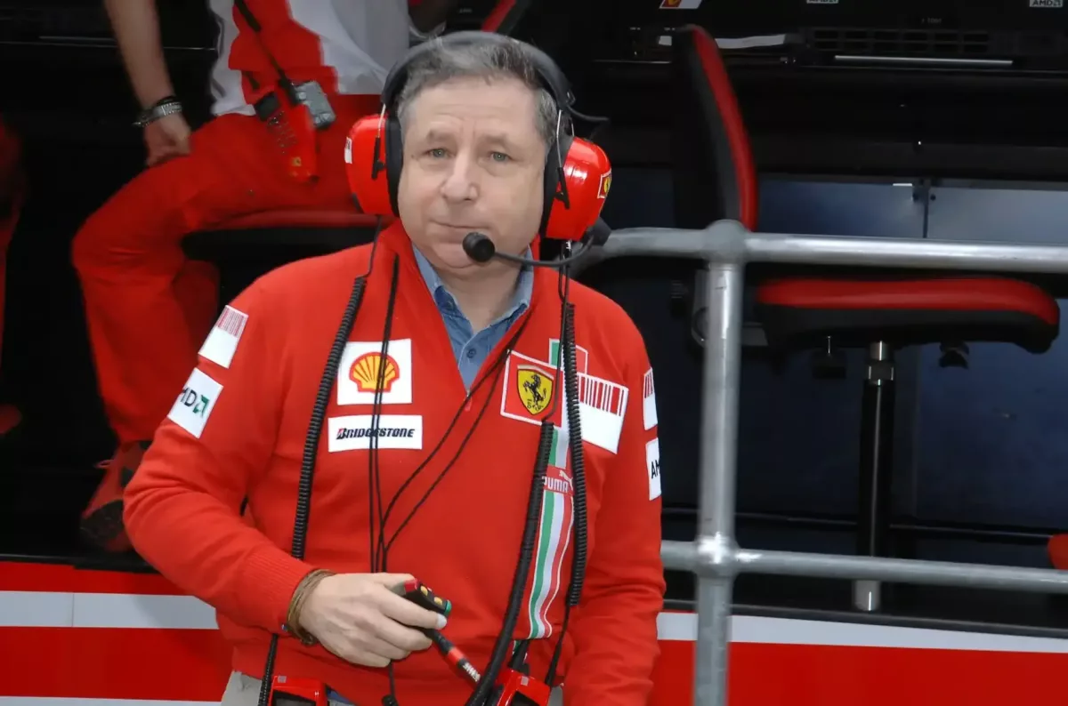 A Red Bull a Ferrari nagyágyúját tervezi a helyére szerelni – Helmut Marko sorsa bizonytalan