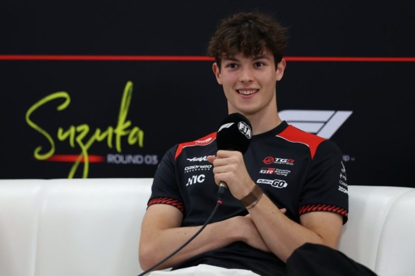 Visszatérés a teljesítményhez: Bearman és a térd duzzanatának legyőzése