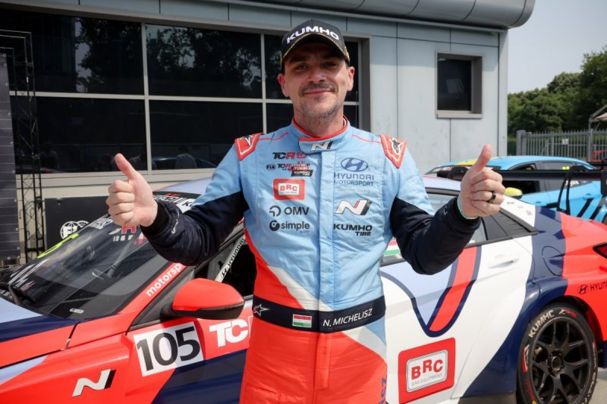 Michelisz hű marad a BRC Hyundainál: Továbbra is a kétautósra fogyatkozó csapat tagja a TCR-ben