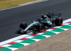 Az „Antonelli szerint aggályos a Mercedes időmérős taktikája” címet adnám ennek.