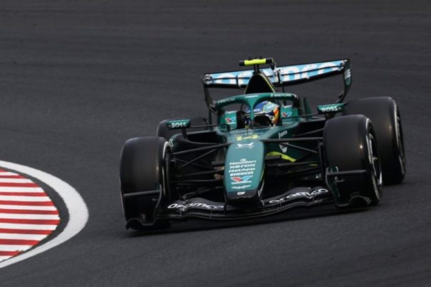 A McLaren csapata: Alonso maradását jelentették be hosszú távon