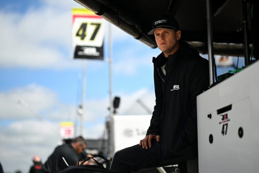 Az elszánt küzdelem: Mick Schumacher műtétre várva még mindig versenyben