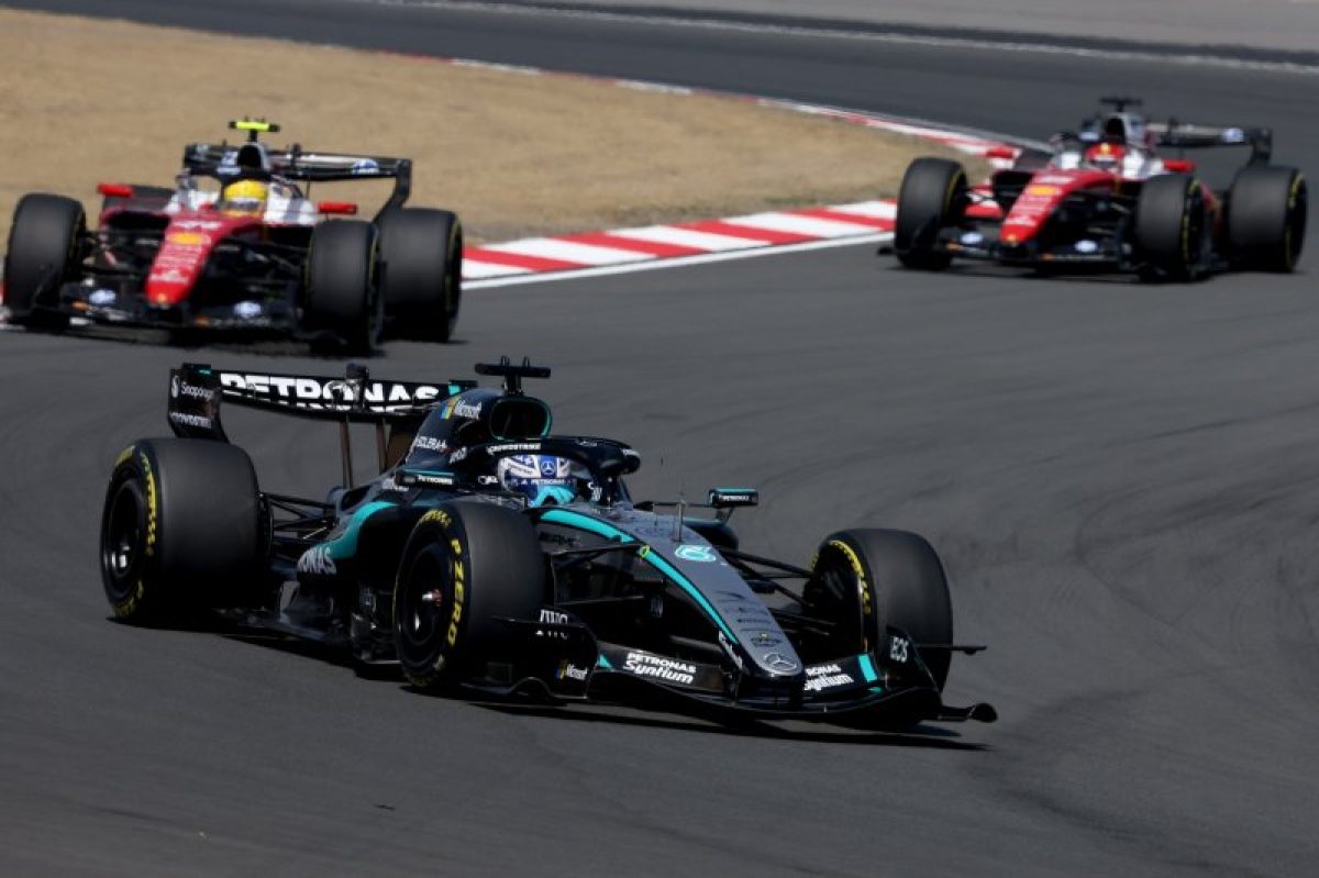 Russell: A Mercedes előnyt élvez a szabályrendszer változásai miatt