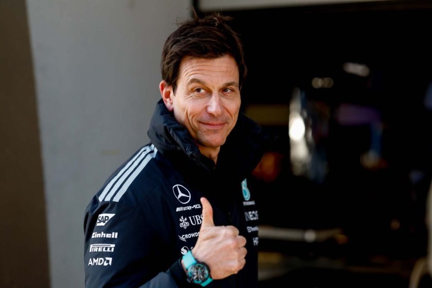 Wolff elutasítja az F1 kritikákat: ‘El kellene bújniuk!’