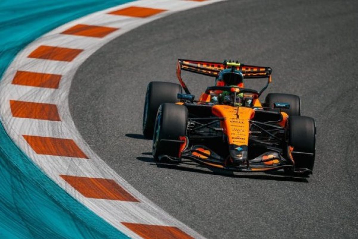 Lando Norris fenegyerek lett az F1-es Miami Nagydíj sprintpole-jában
