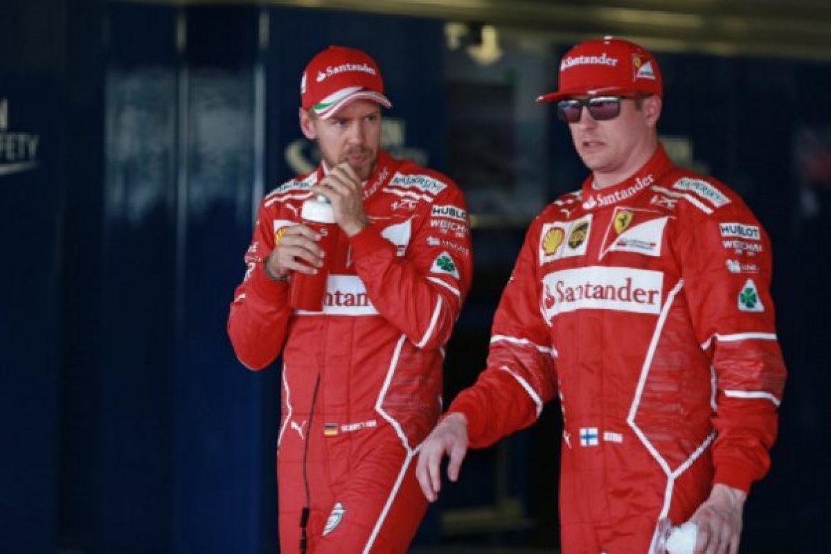 Az F1-Archív: Vettel hősiesen megvédi Raikkönent a versenypályán