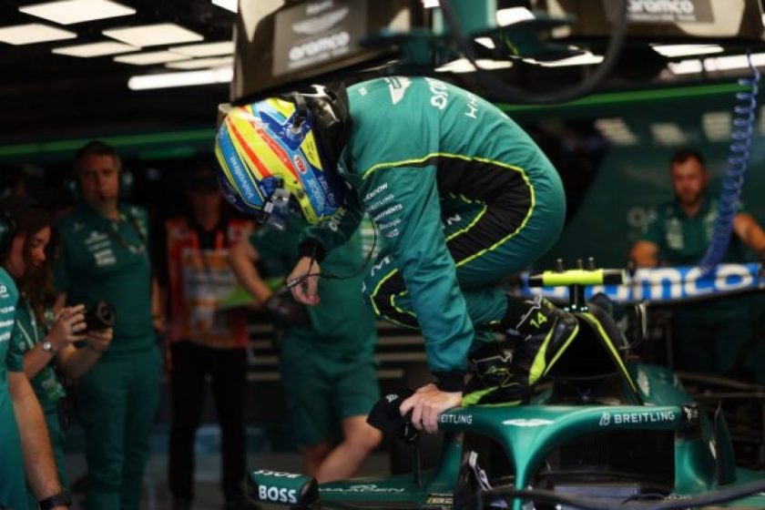 Alonsót kínozza az Aston Martin ülésének fájdalmas hatása