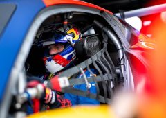 Verstappen továbbjutott a Pole pozícióért vívott csatába a Nürburgringi 24 órás versenyen