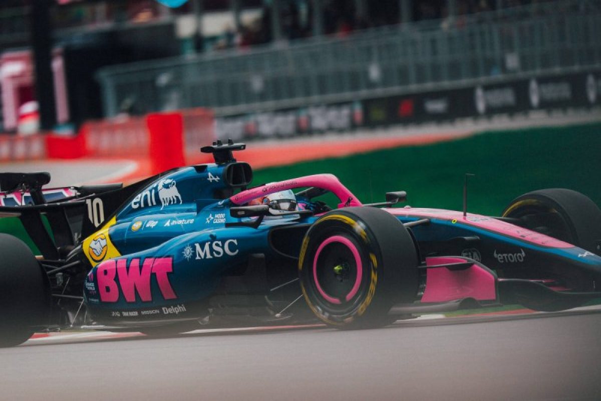 Mégsem vesz részesedést az Alpine-ban a Mercedes