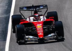 Gyorshajtás az F1 bokszutcában: Leclerc büntetlenül, a Ferrari megbüntetve