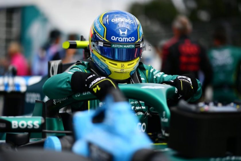 Az F1-ben való tartózkodását a fiaért kívánja meghosszabbítani Alonso