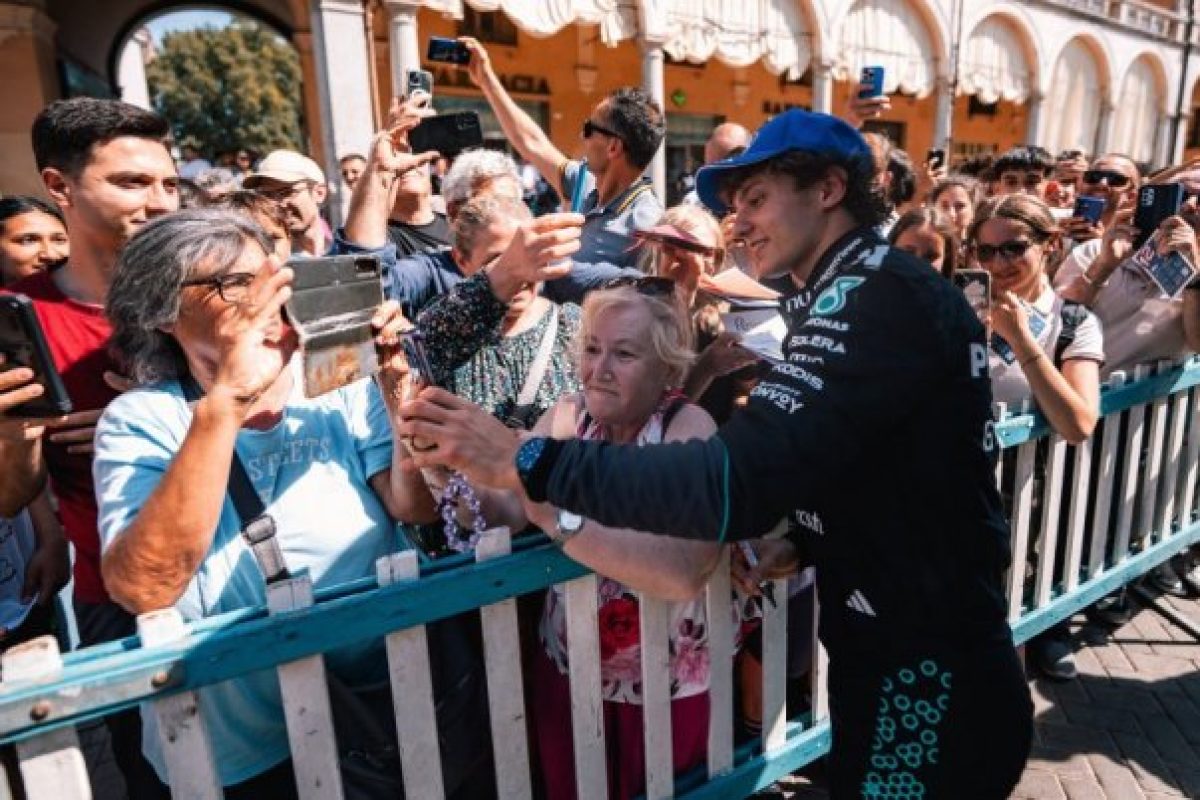 Az Antonelli és Russell ERS díjai ragyogtak a vasárnapi F1-es eseményeken