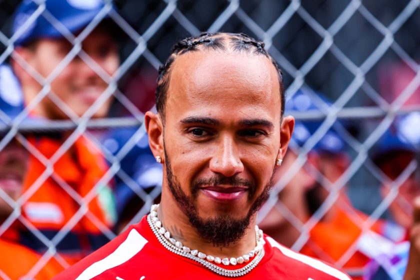 A Ferrari visszaesik, és Hamilton közel kerül a pole-hoz