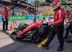 A Hamilton vezet és dominál pénteken Monacóban